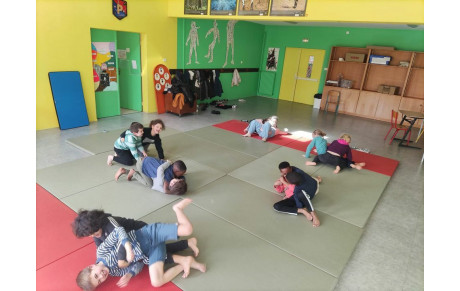 L'ASL St Jean le blanc à l'école Jean Bonnet